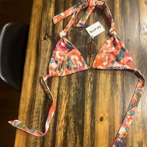 NWT Skatie bikini